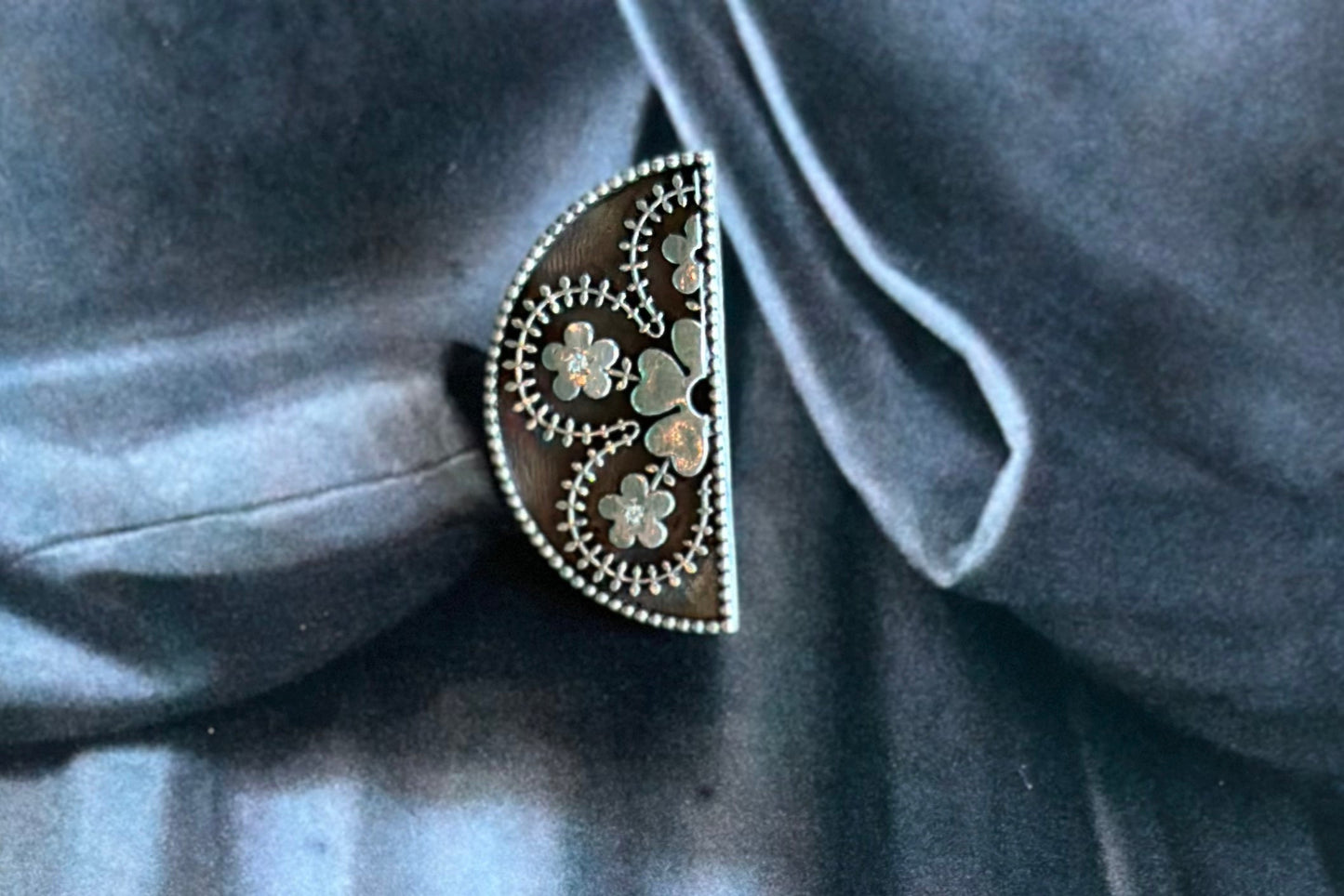 Flower Anantara Ring