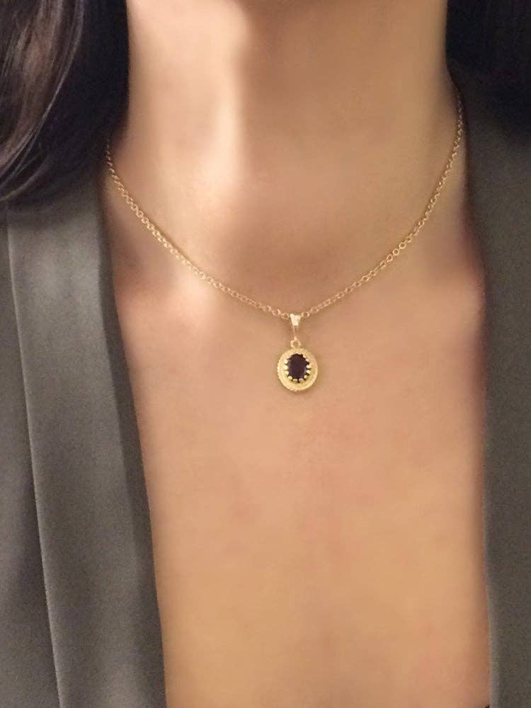 Luccichio Garnet Pendant Necklace